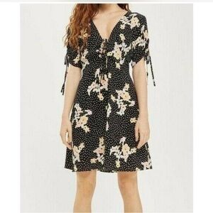 EUC Topshop Black and White Floral Midi Sundress
